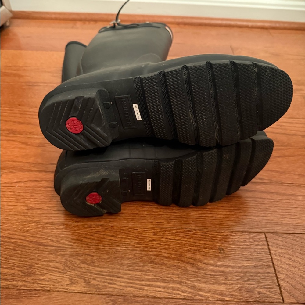 Hunter Classic Black Rain Boots - Picture 3 of 4